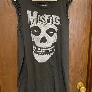 TORRID - Misfits long muscle tank
